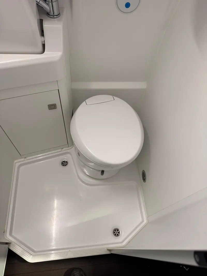 Vorher: Clesana C1 statt Spültoilette